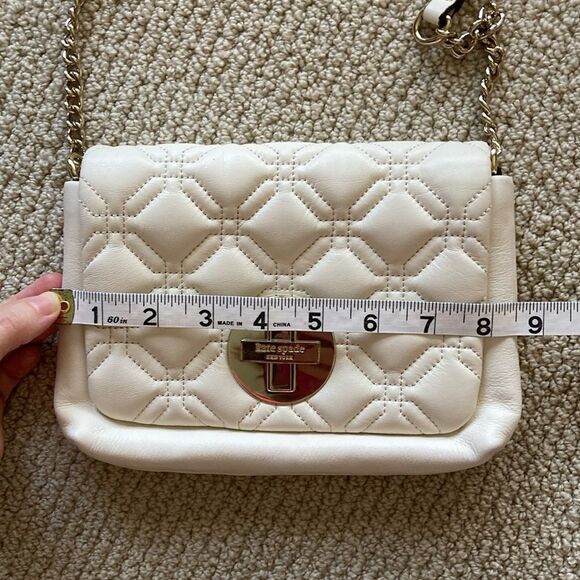 Kate Spade Aster Court Naomi Crossbody Bag Purse Quilted White Red Lining VEUC - Picture 8 of 15